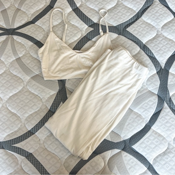 TOBI Set - Picture 3 of 3